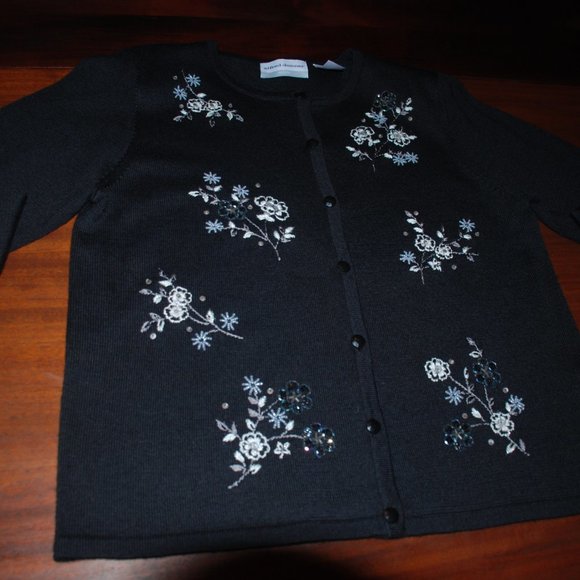 NWOT Alfred Dunner Fabulous Black Embellished Cardigan - Picture 10 of 10